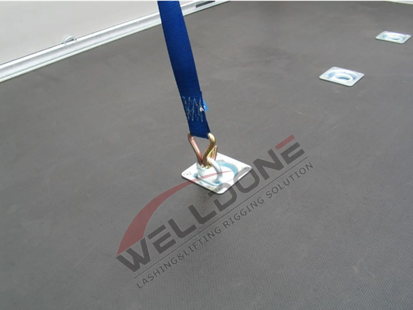 recessed pan fitting application